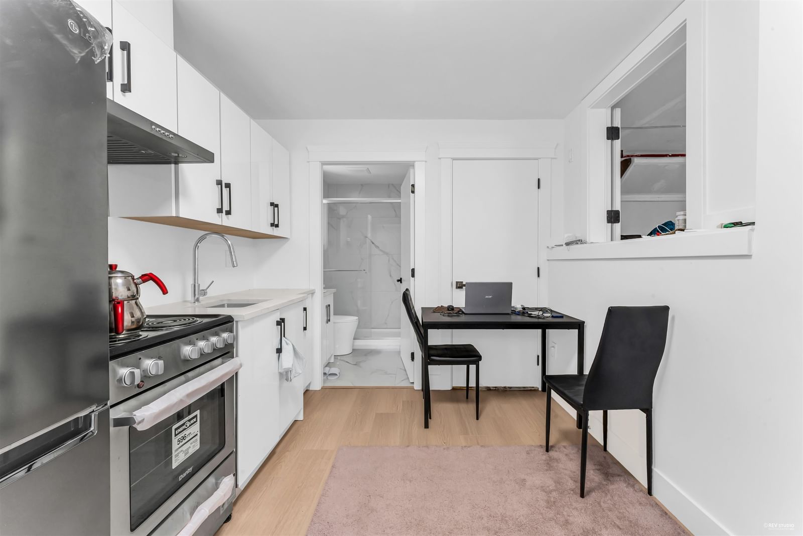 Listing Image 20