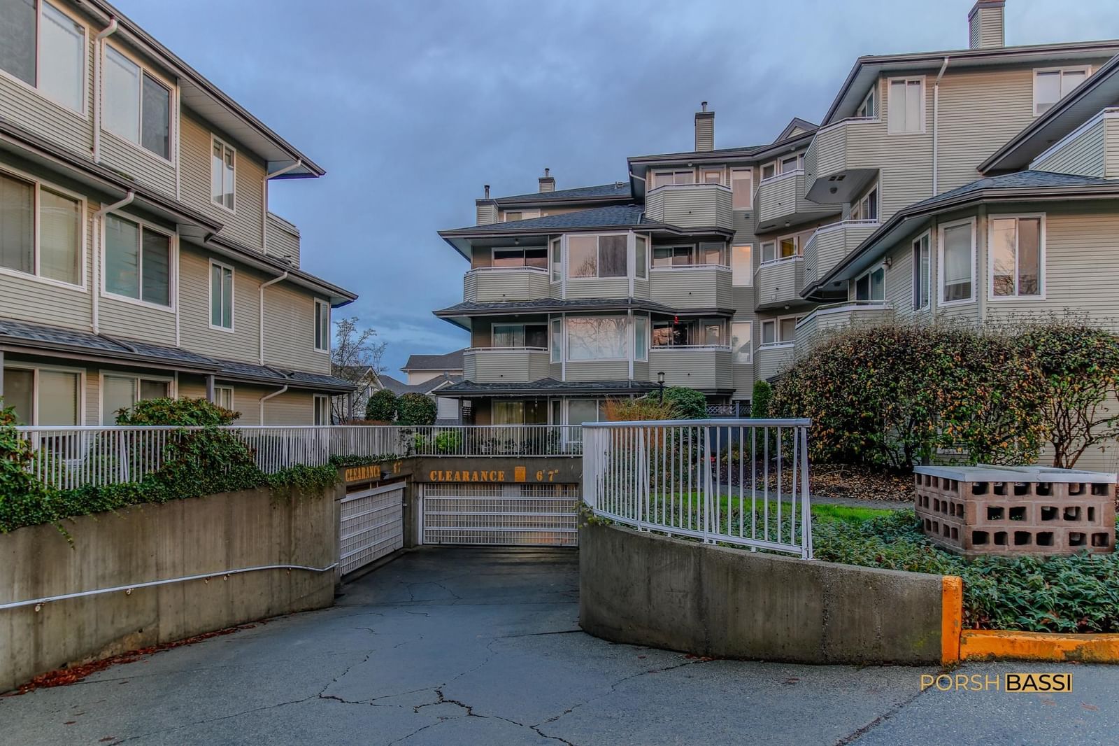 Listing Image 17