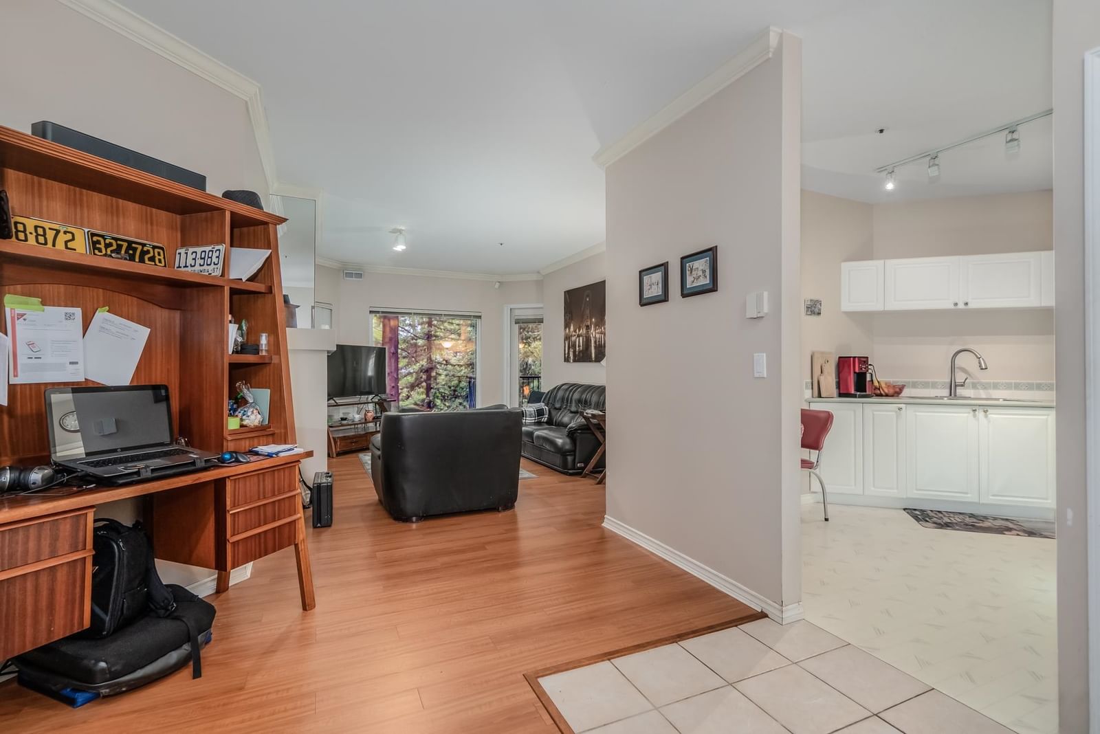 Listing Image 17