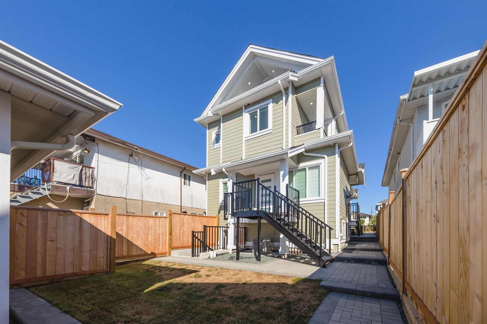 Listing Image 21