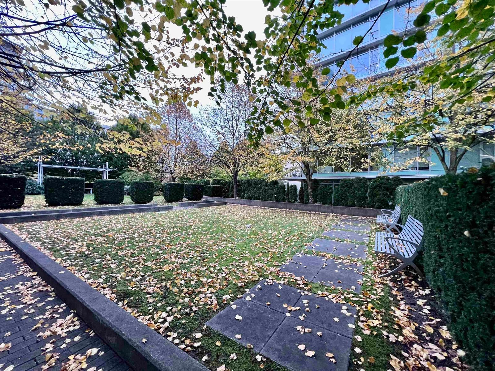 Listing Image 22