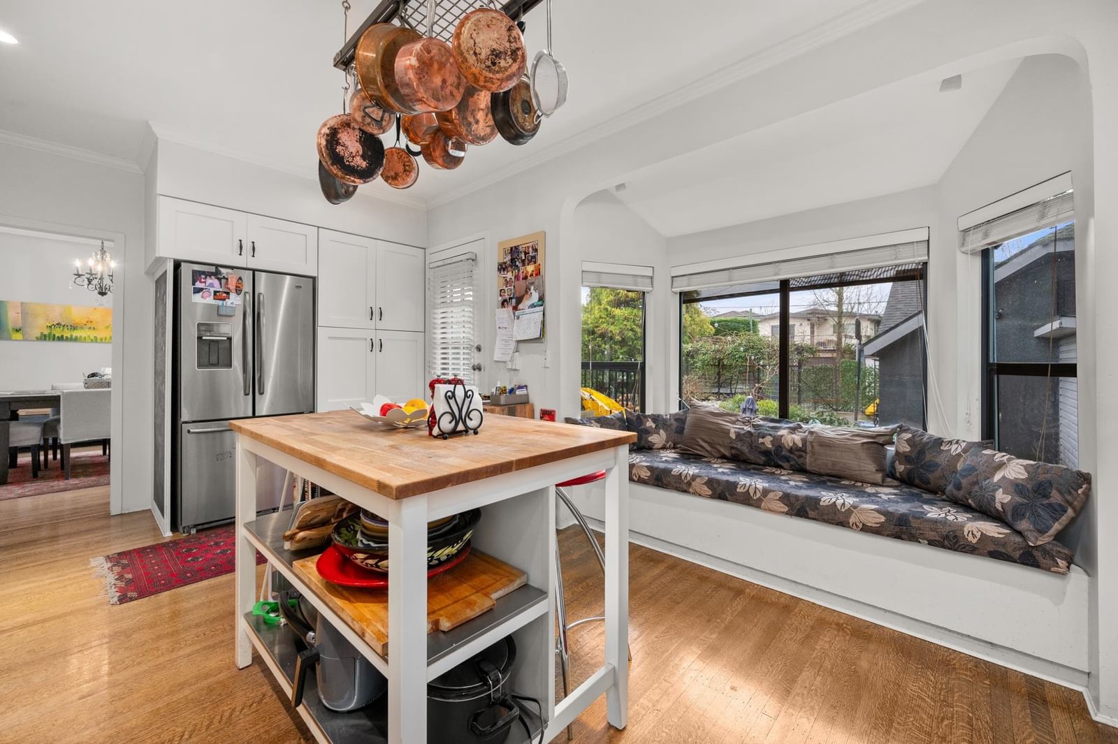 Listing Image 11