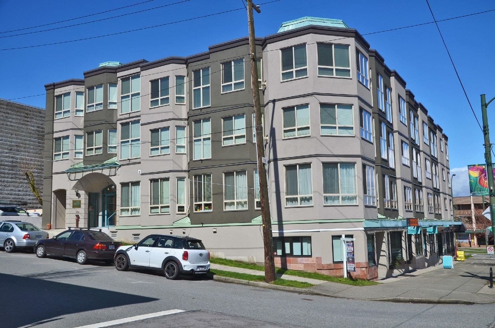 Listing Image 1
