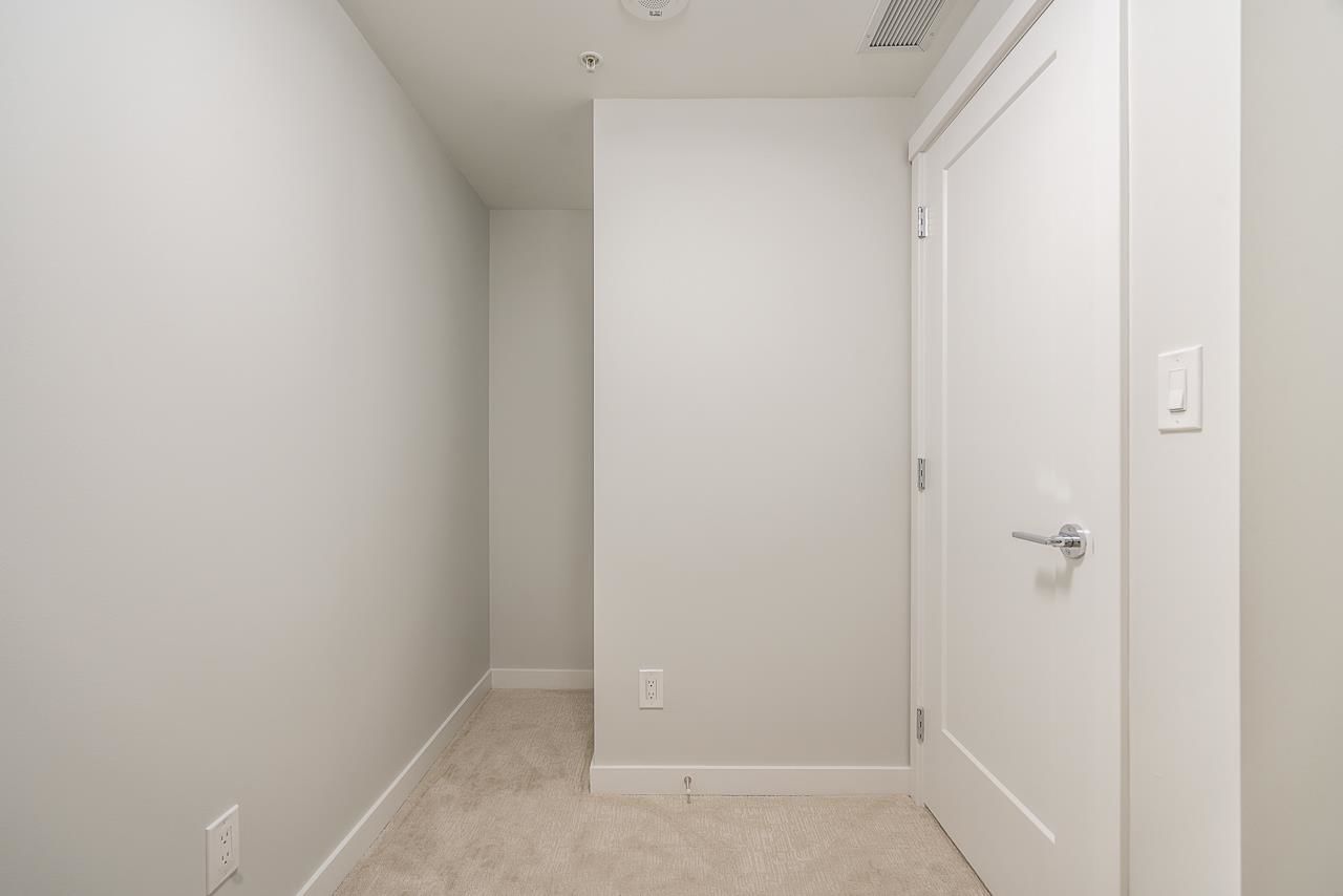 Listing Image 30