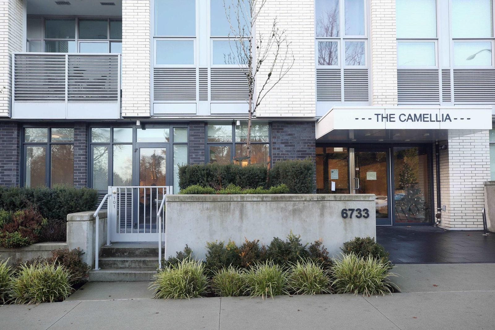 Listing Image 14