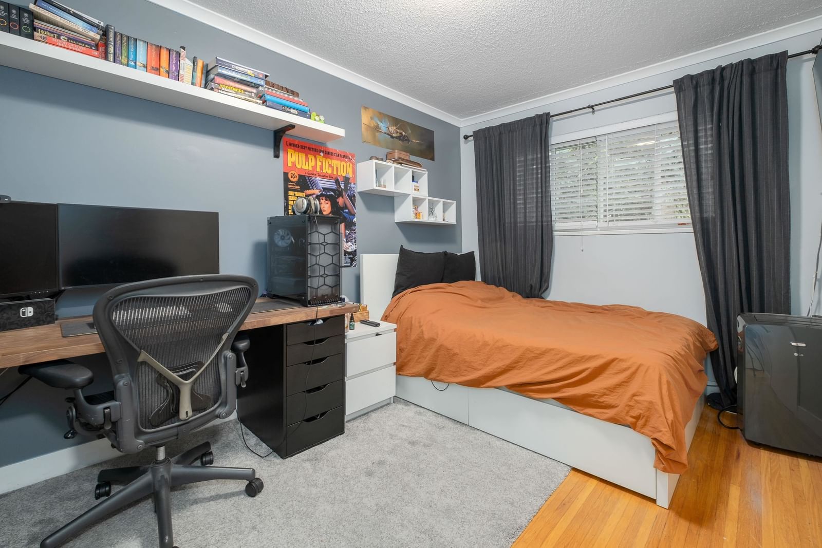 Listing Image 12