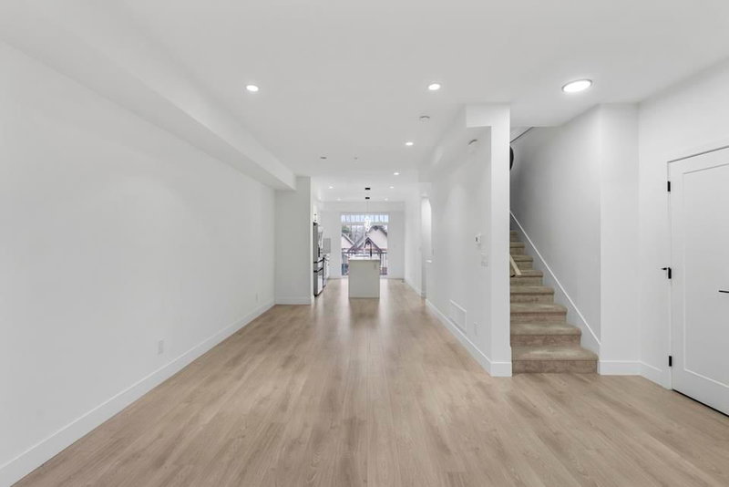 5 - 23108 Lougheed Highway, Maple Ridge, V2X 2W3 | Image 3