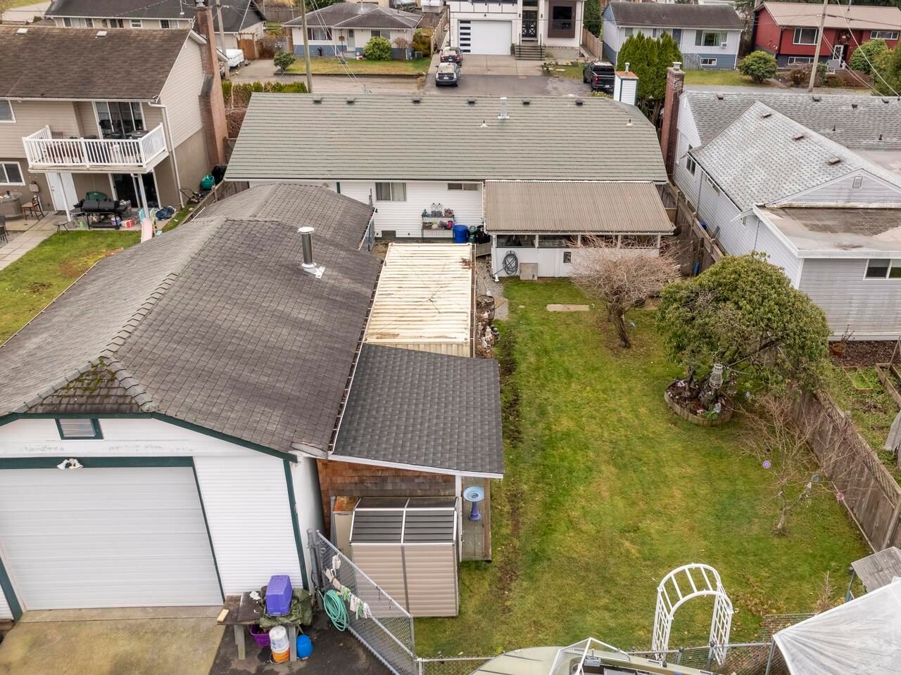 Listing photo 4