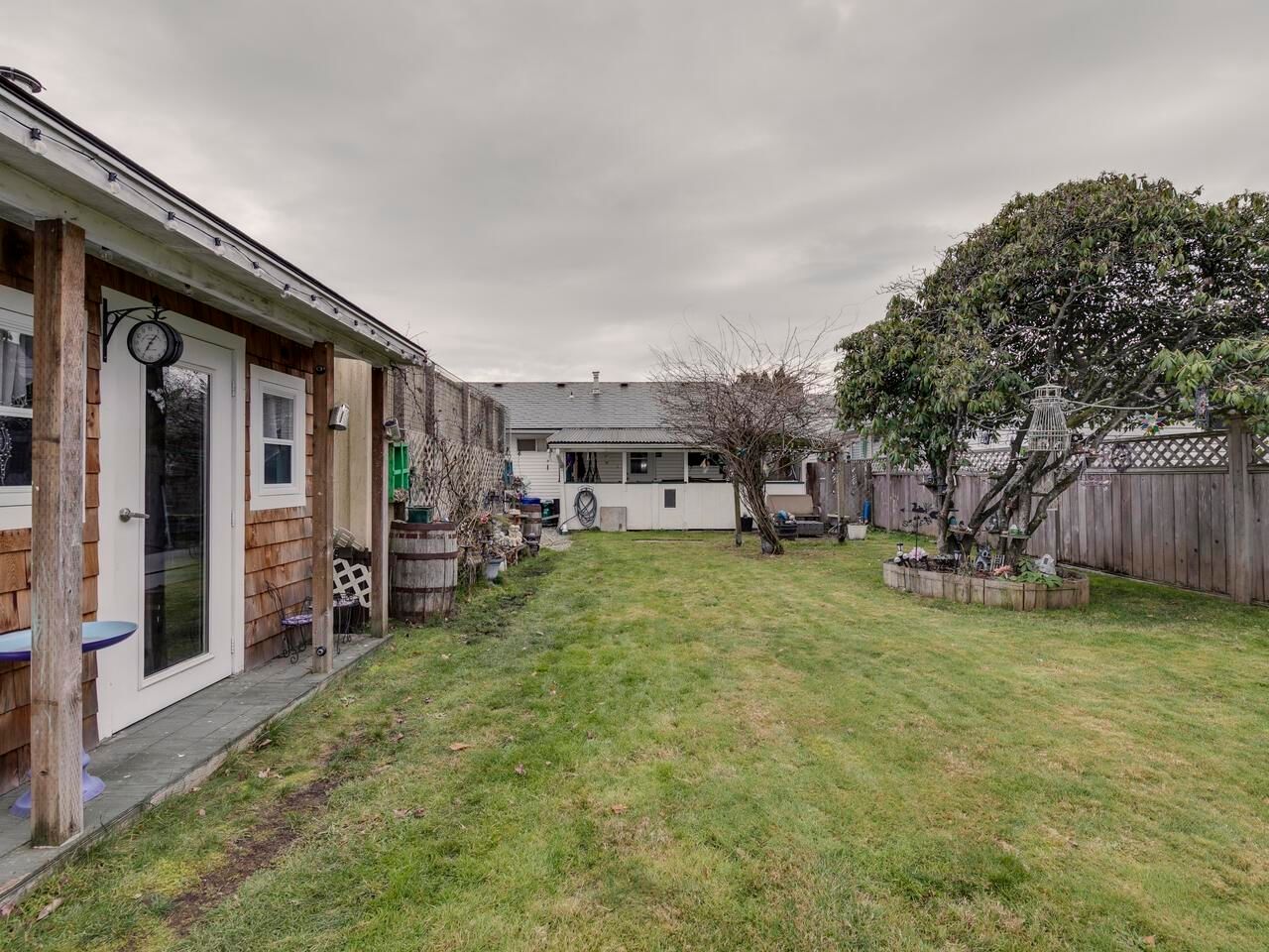 Listing Image 40