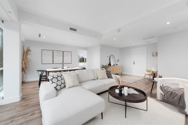 501 - 5118 Cambie Street