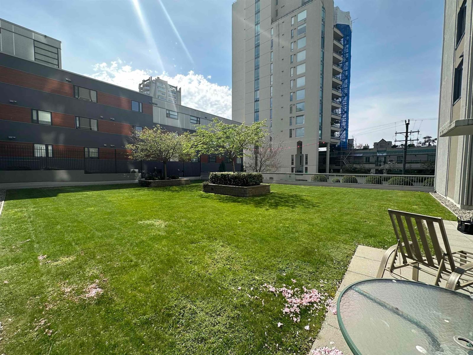 Listing Image 22