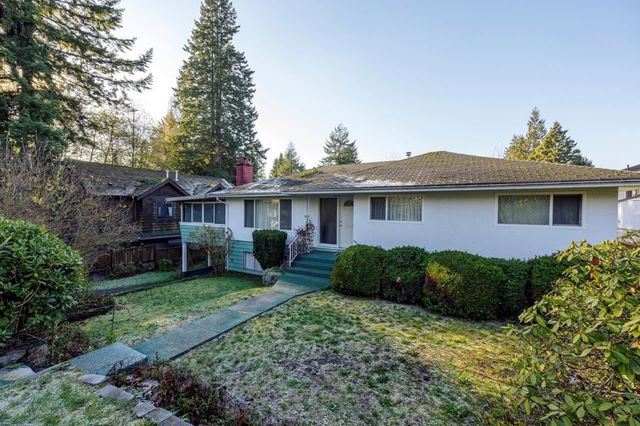 2237 Chesterfield Avenue