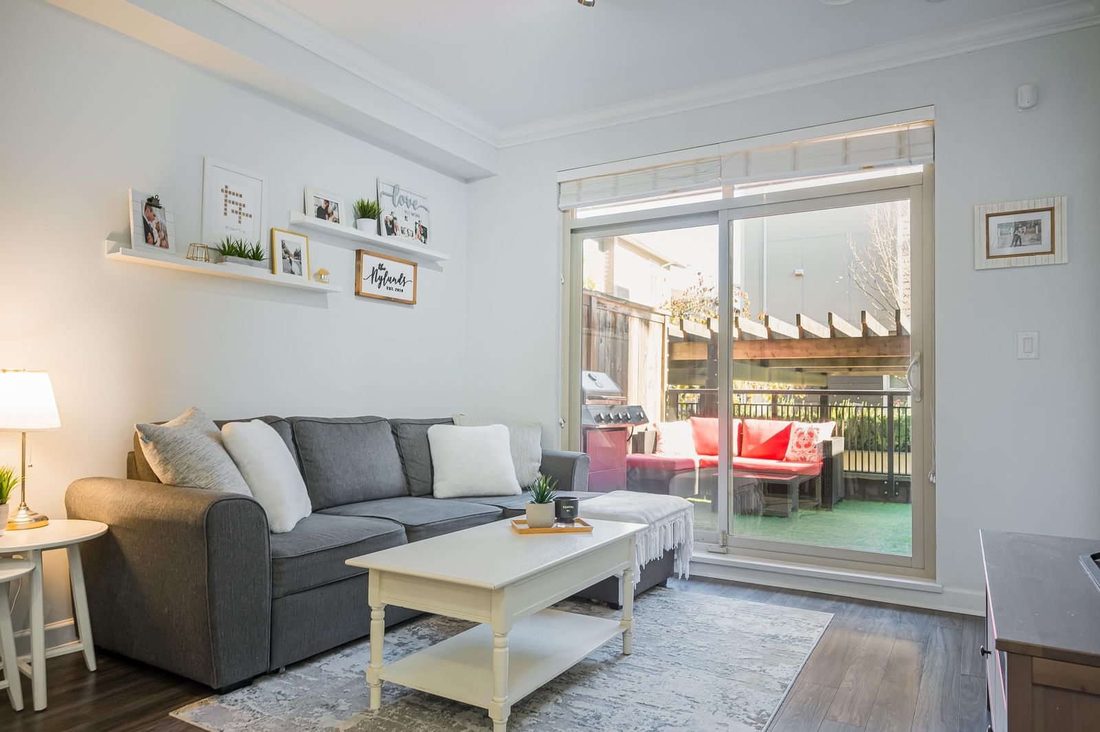Listing Image 10