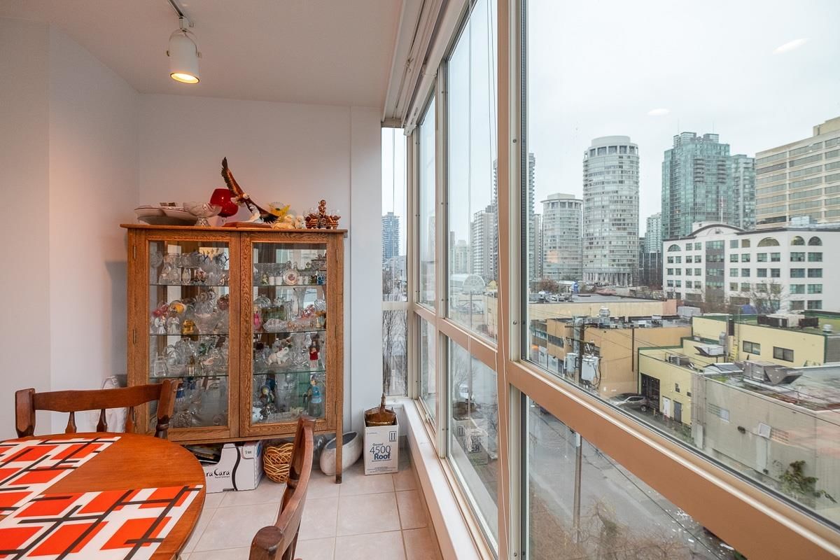 Listing Image 10