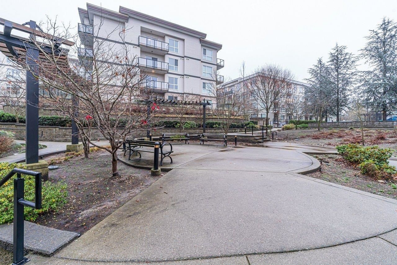 Listing Image 21
