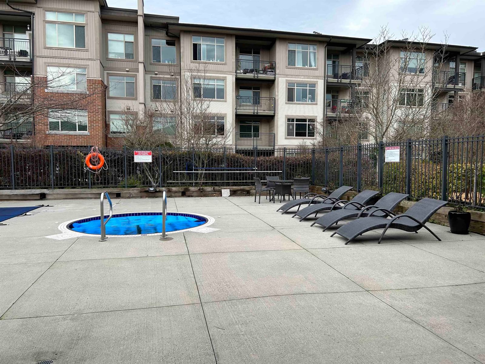 Listing Image 15