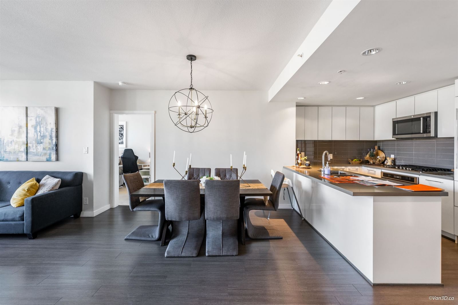 Listing Image 6