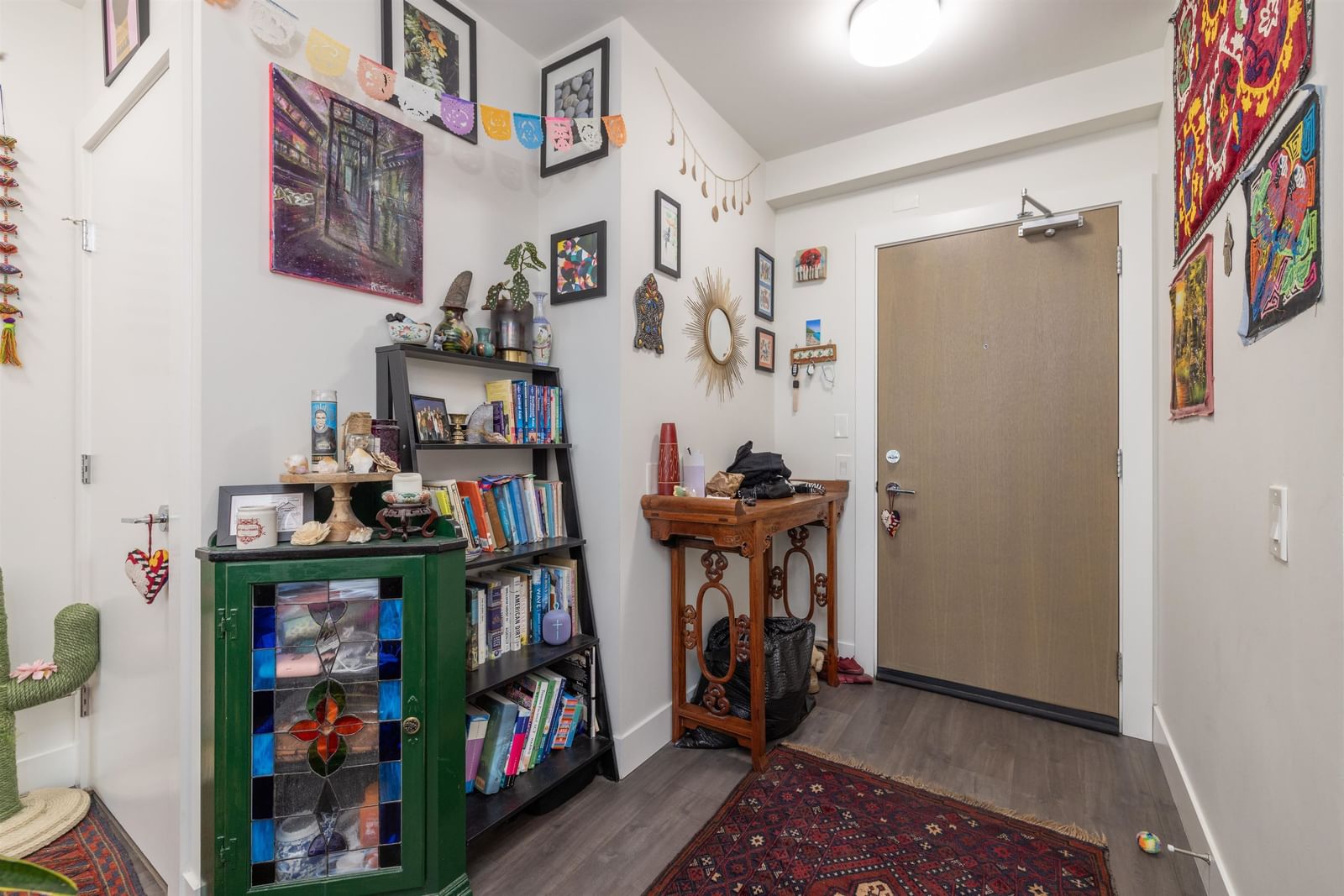 Listing Image 17