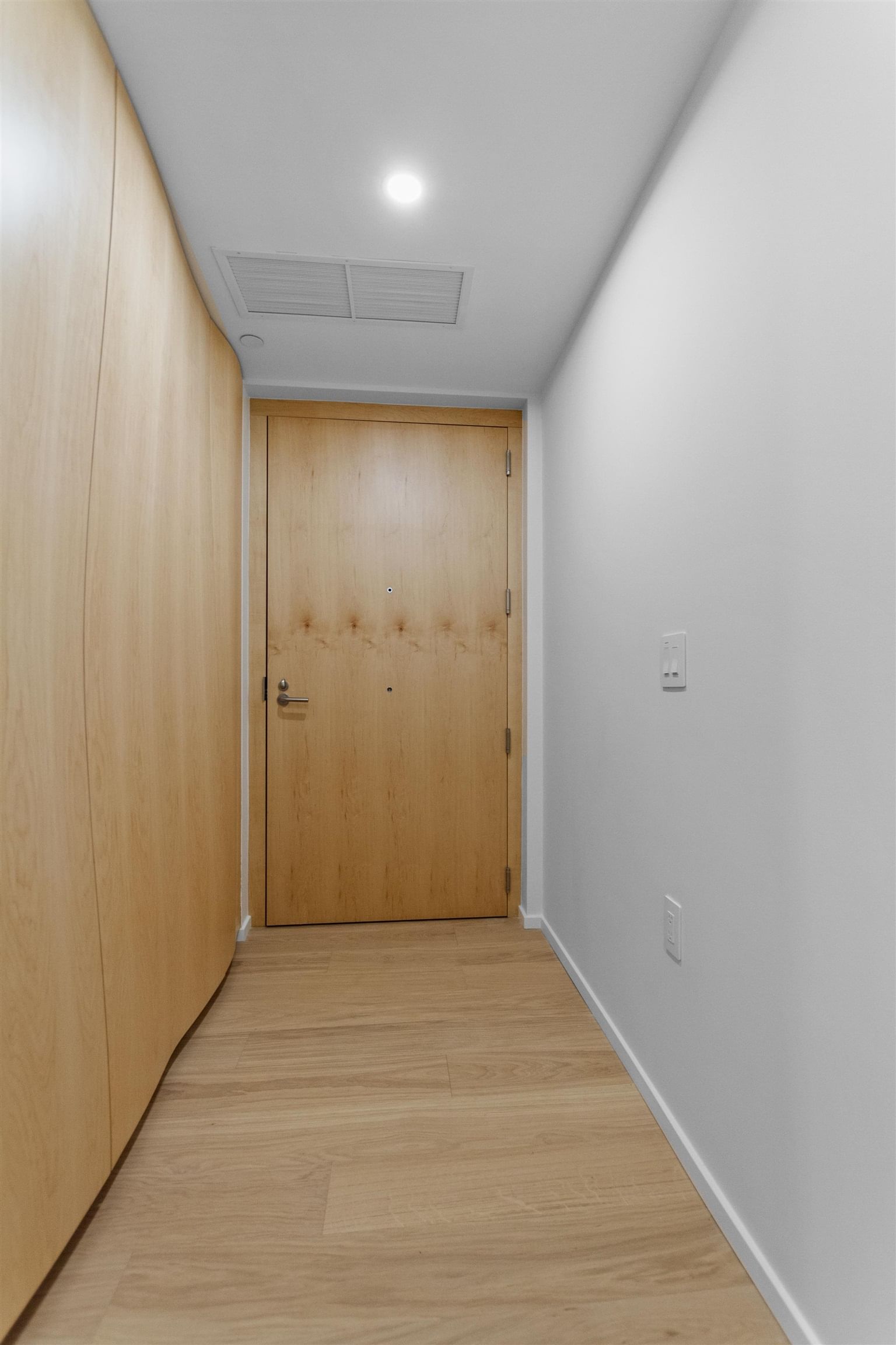 Listing Image 26