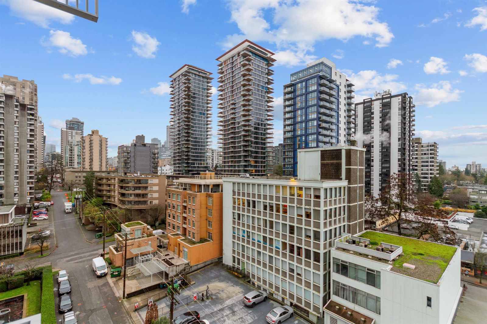 Listing Image 6