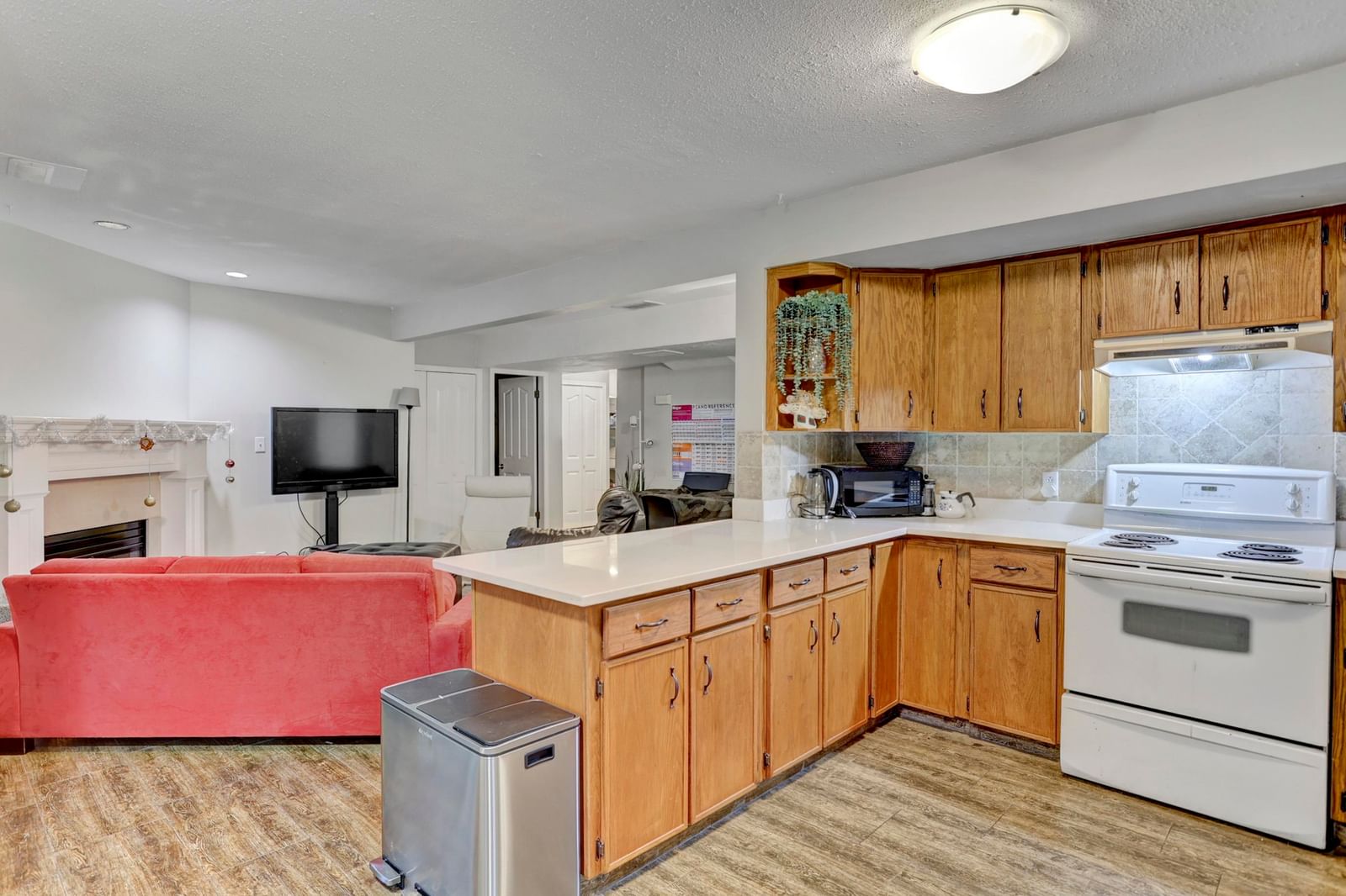 Listing Image 18