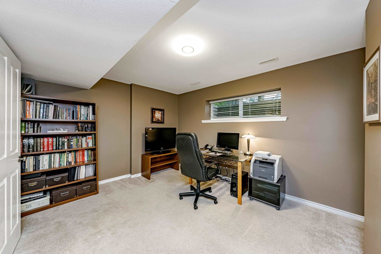 Listing Image 16