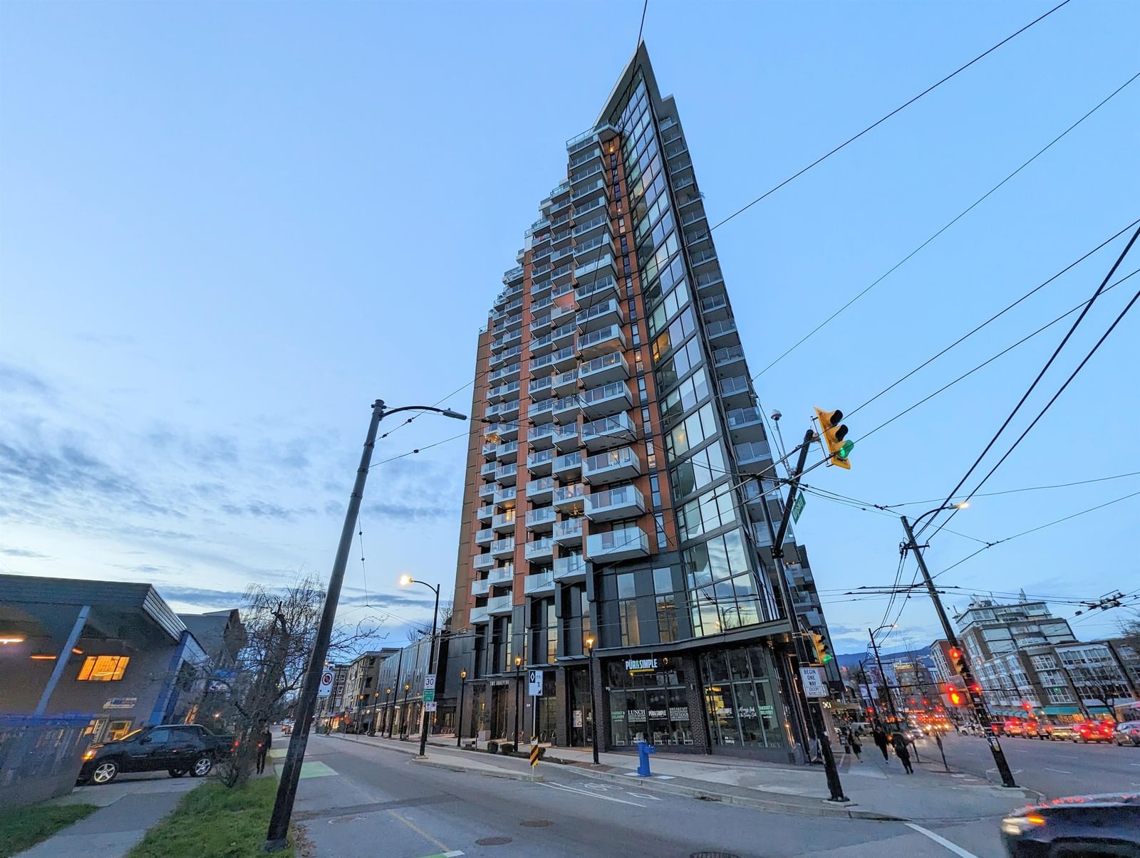Listing Image 1