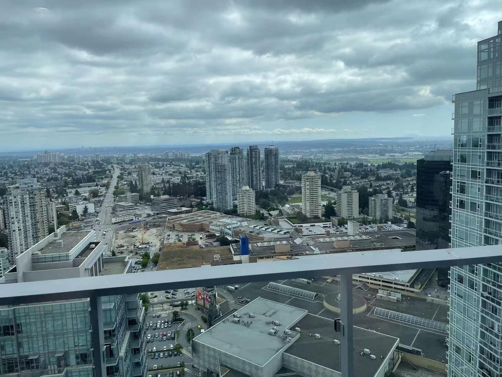 Listing Image 11