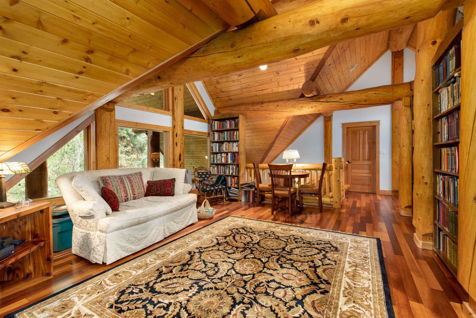 Listing Image 19