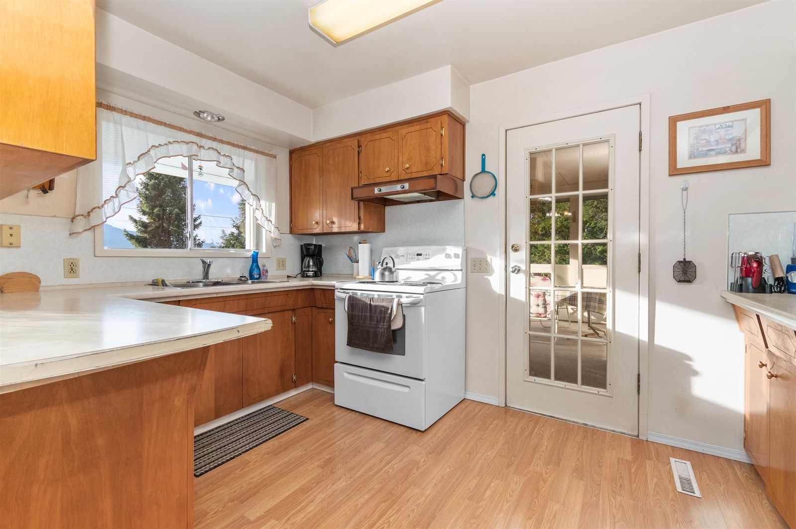 Listing Image 16