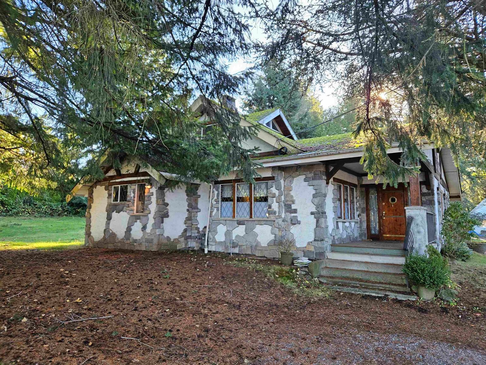 Listing Image 6