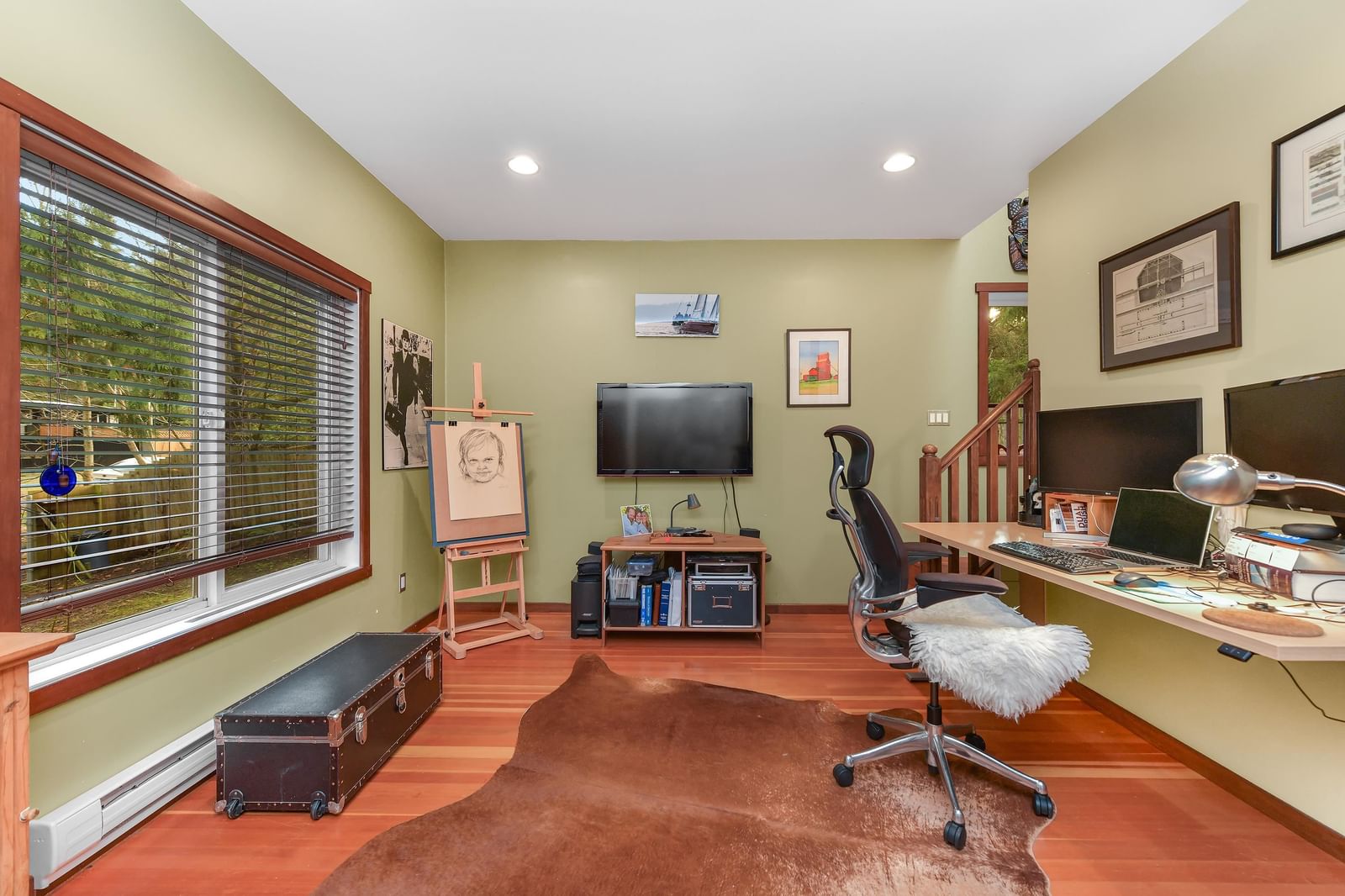 Listing Image 6
