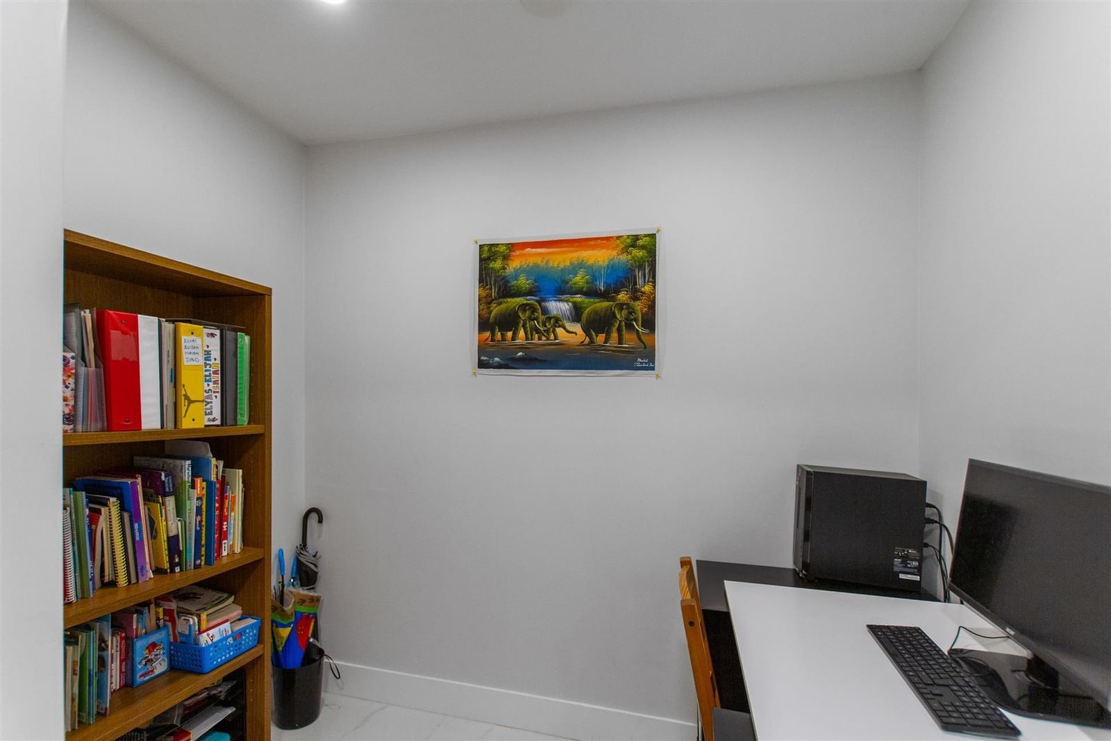 Listing Image 17