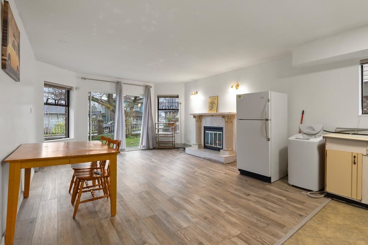Listing Image 8