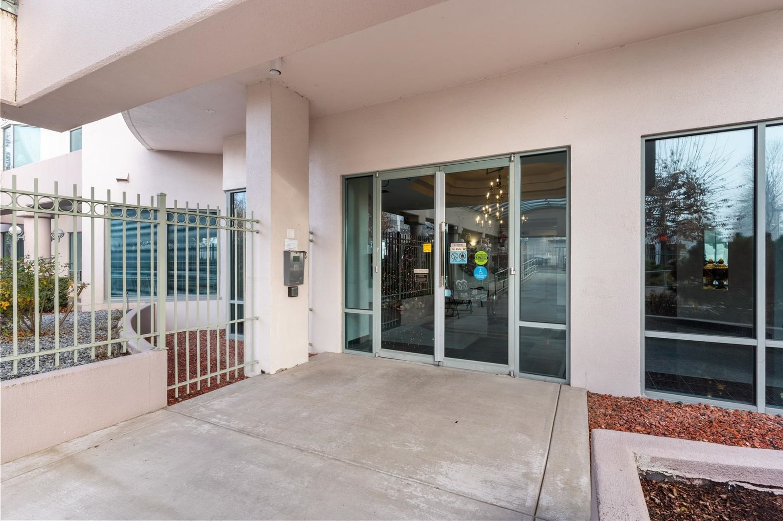 Listing Image 25