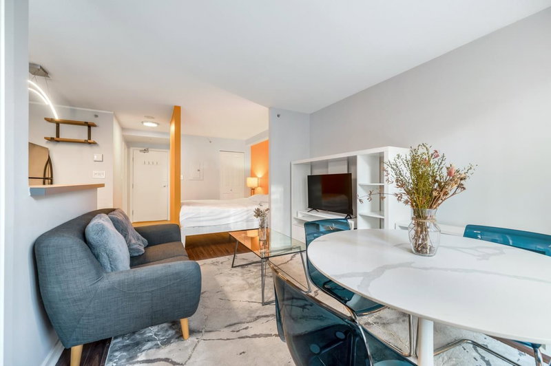 311 - 1295 Richards Street, Vancouver, V6B 1B7 | Image 3