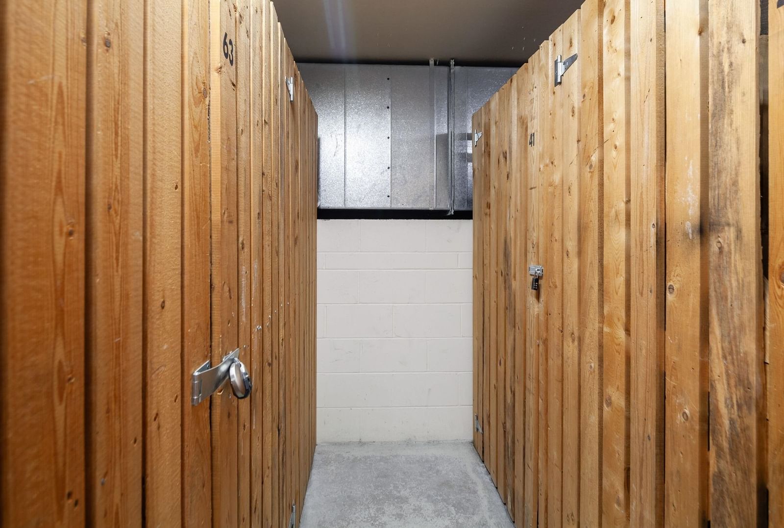 Listing Image 16