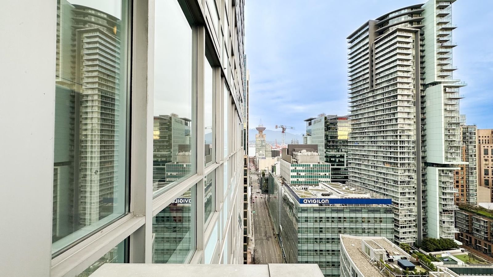 Listing Image 20
