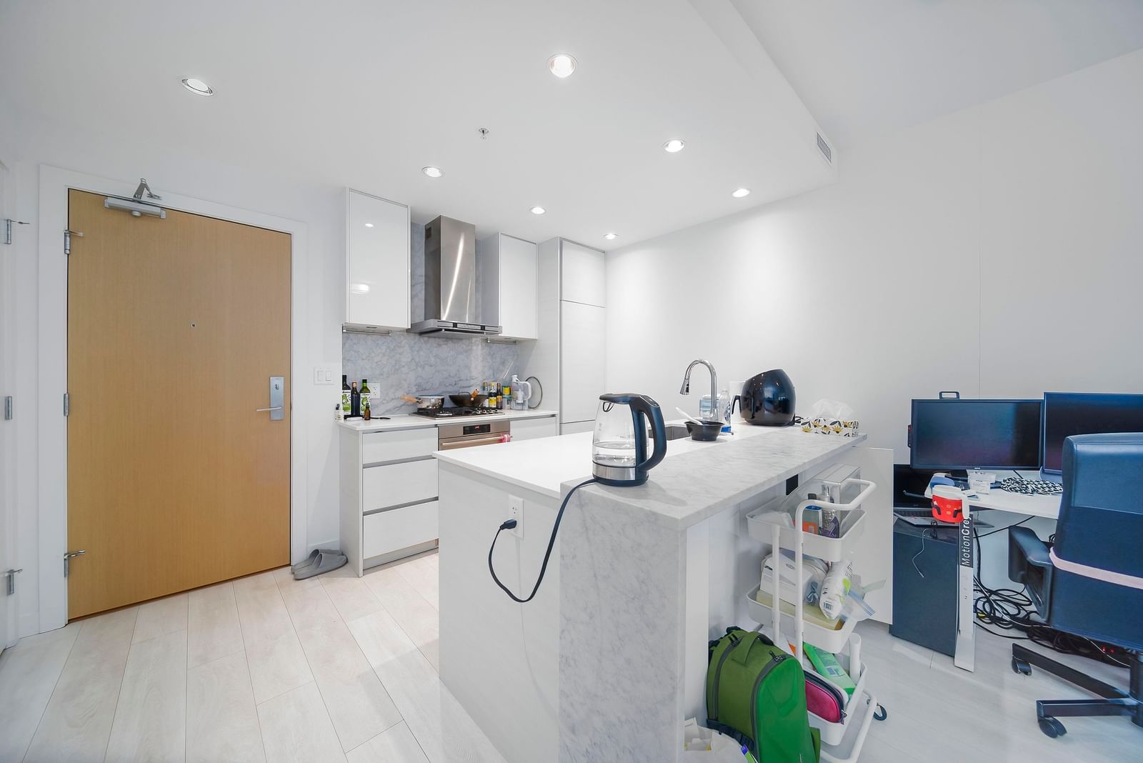 Listing Image 13