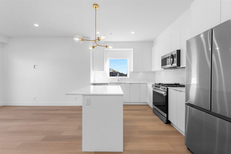 401 - 2331 Kelly Avenue, Port Coquitlam, V3C 1Y3 | Image 3