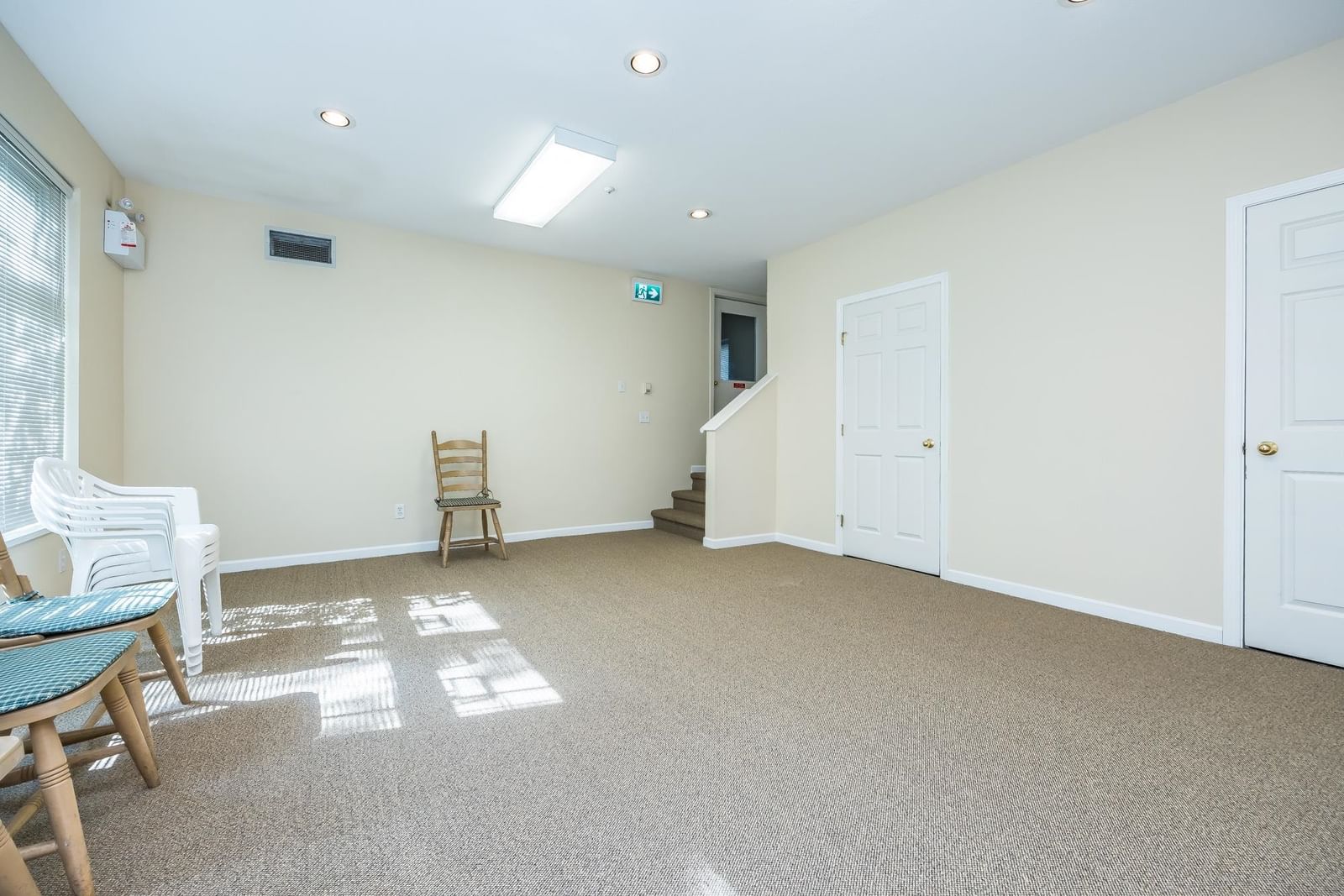 Listing Image 37