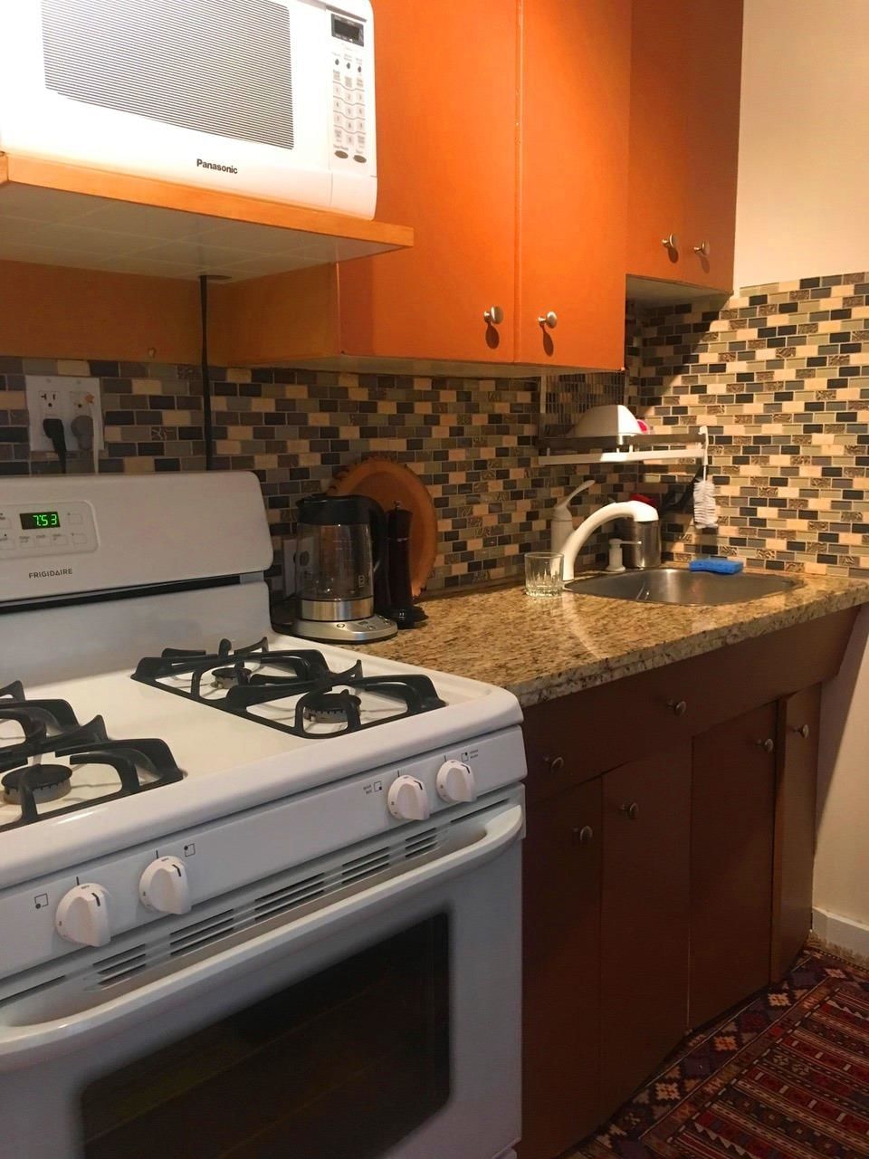 Listing Image 12