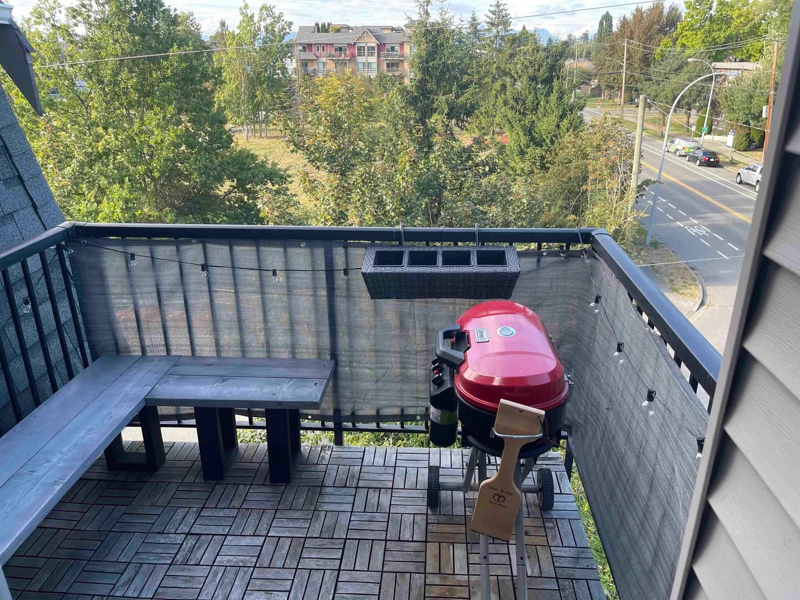 Listing Image 19