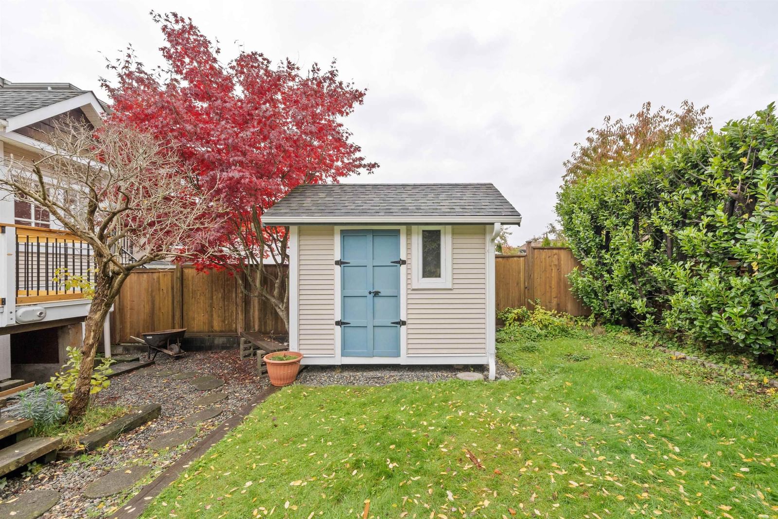 Listing Image 19