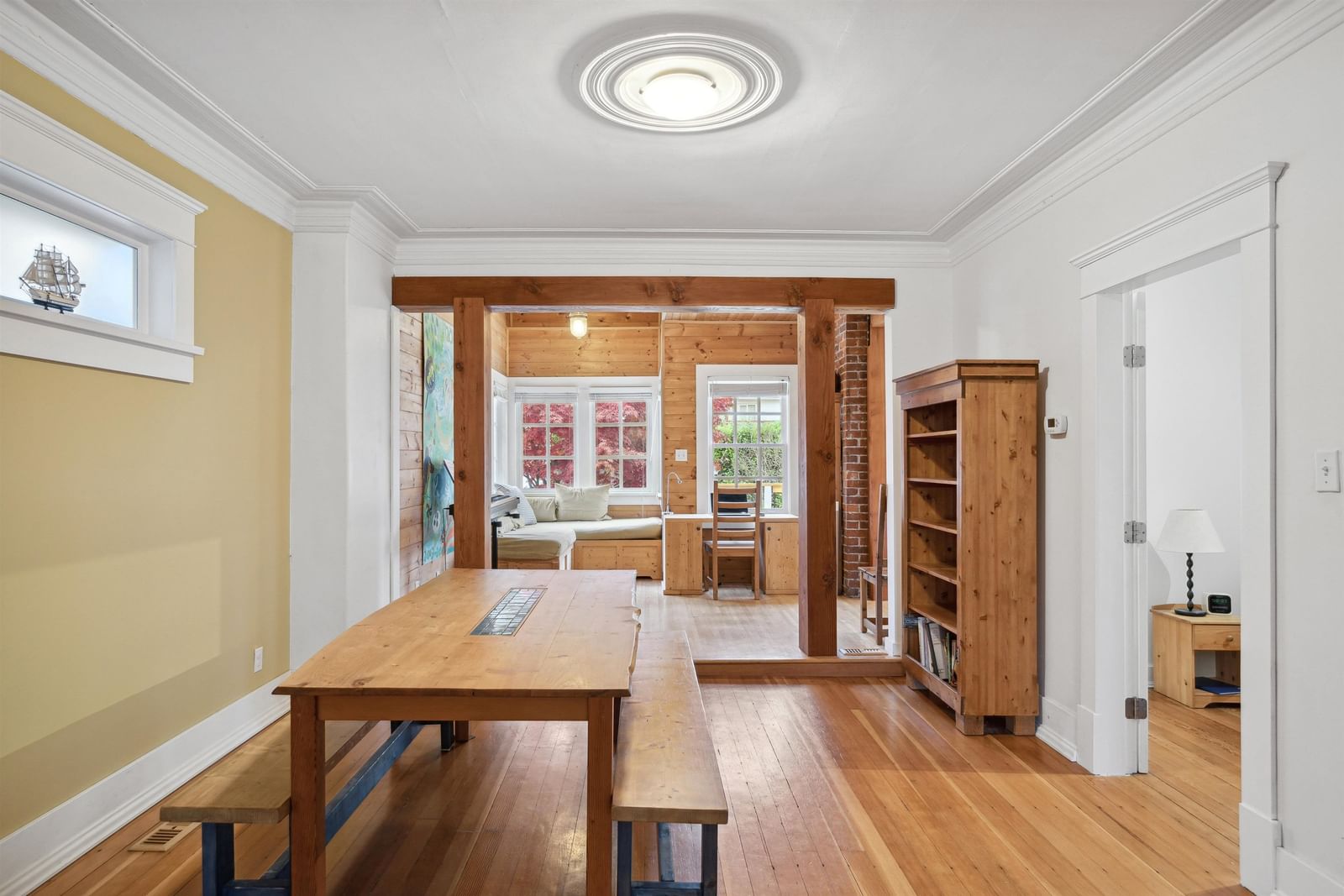 Listing Image 8