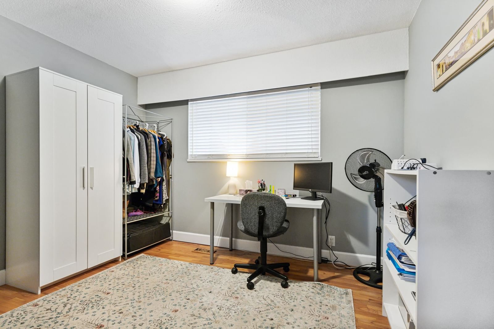 Listing Image 20
