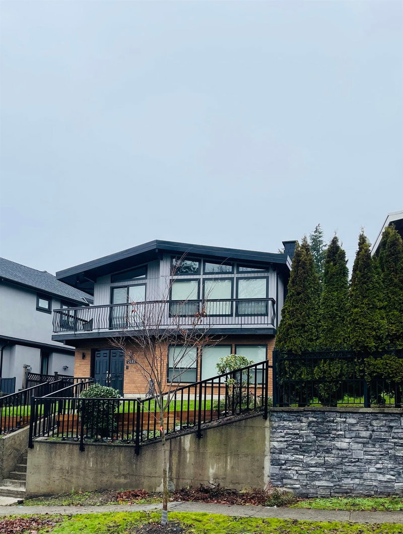 2131 Fraserview Drive, Vancouver, V5P 2N2 | Image 3