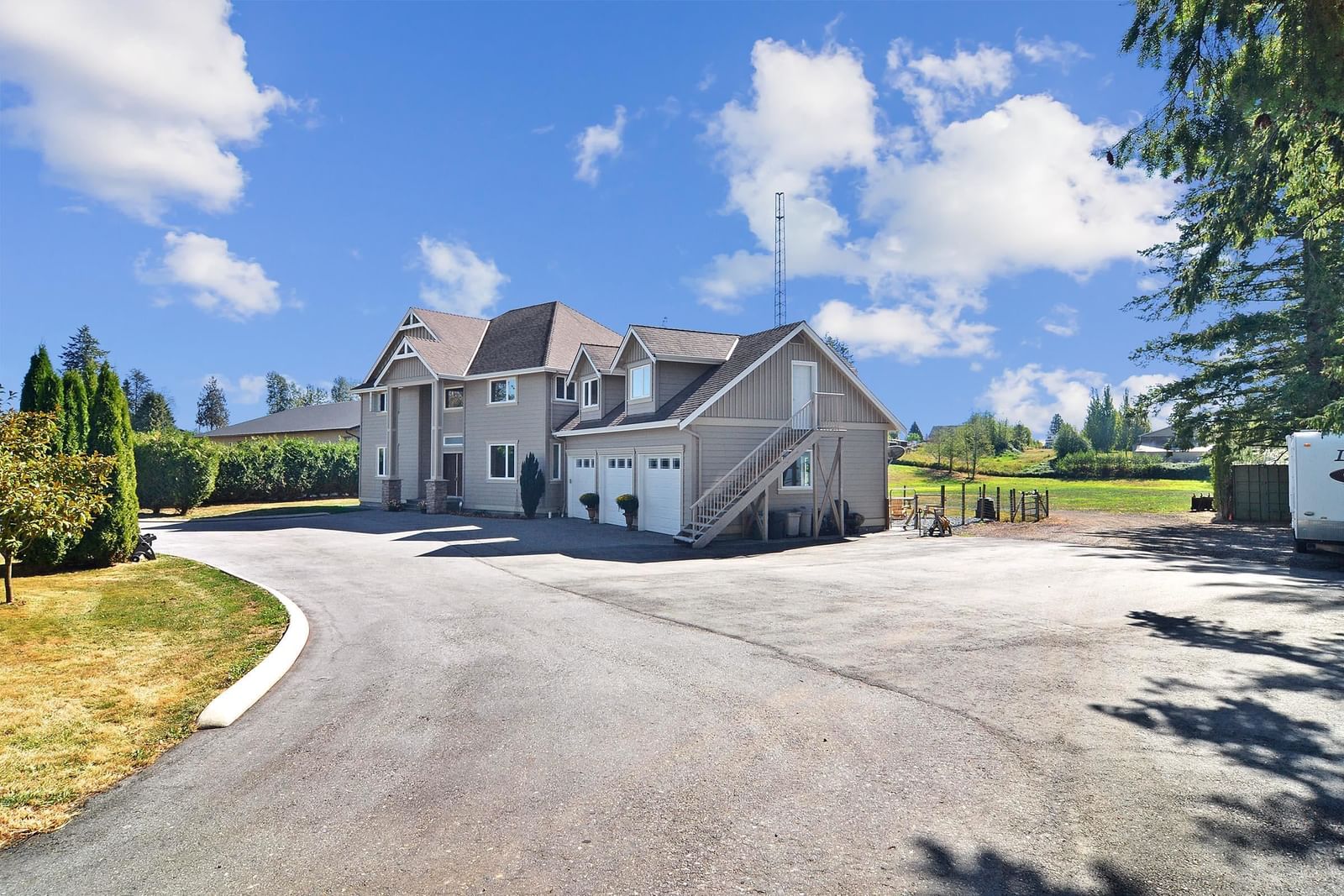 Listing Image 29