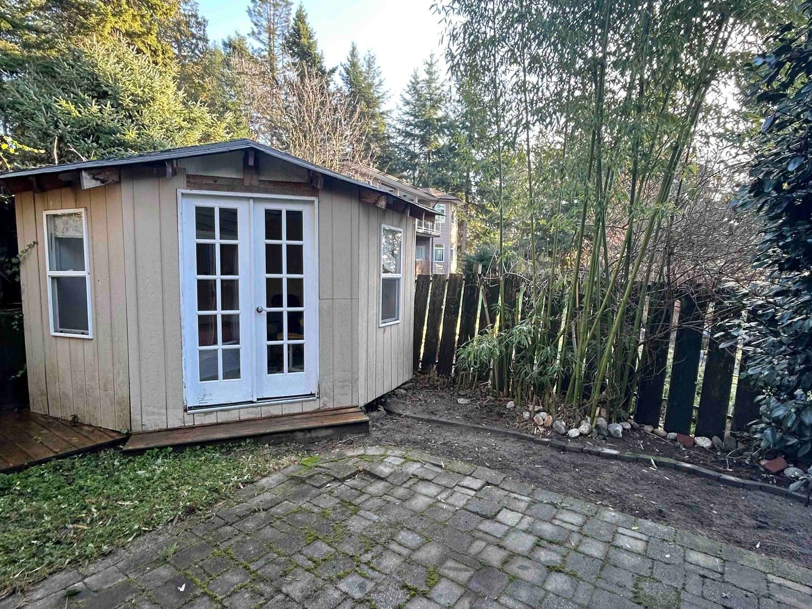 Listing Image 16