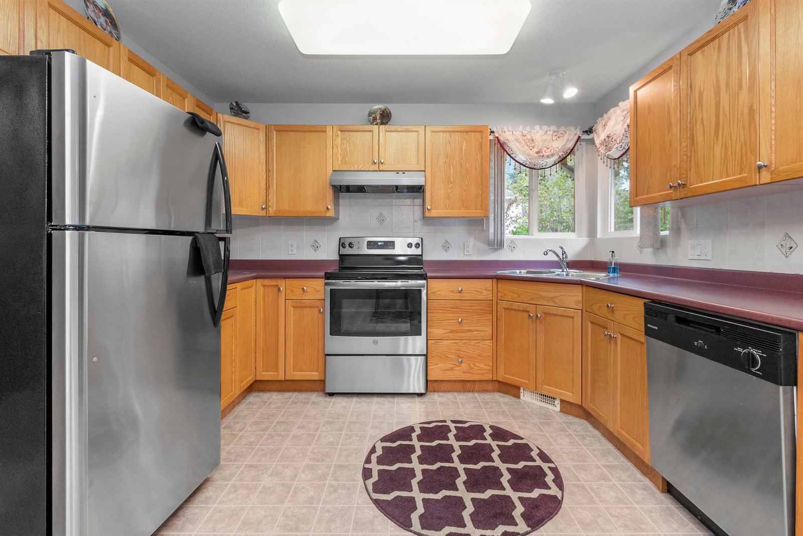 Listing Image 9